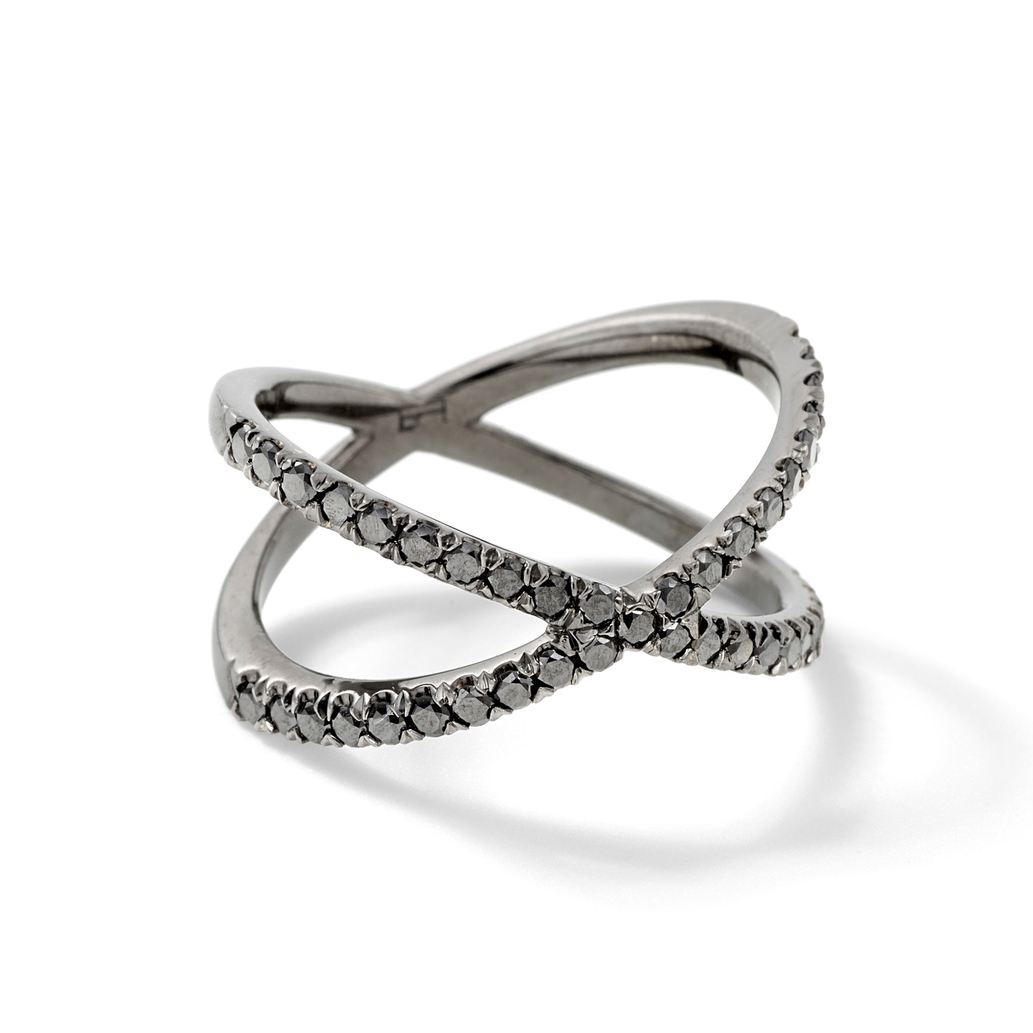 Shorty in 18K Blackened White Gold with Black Diamonds – Eva Fehren