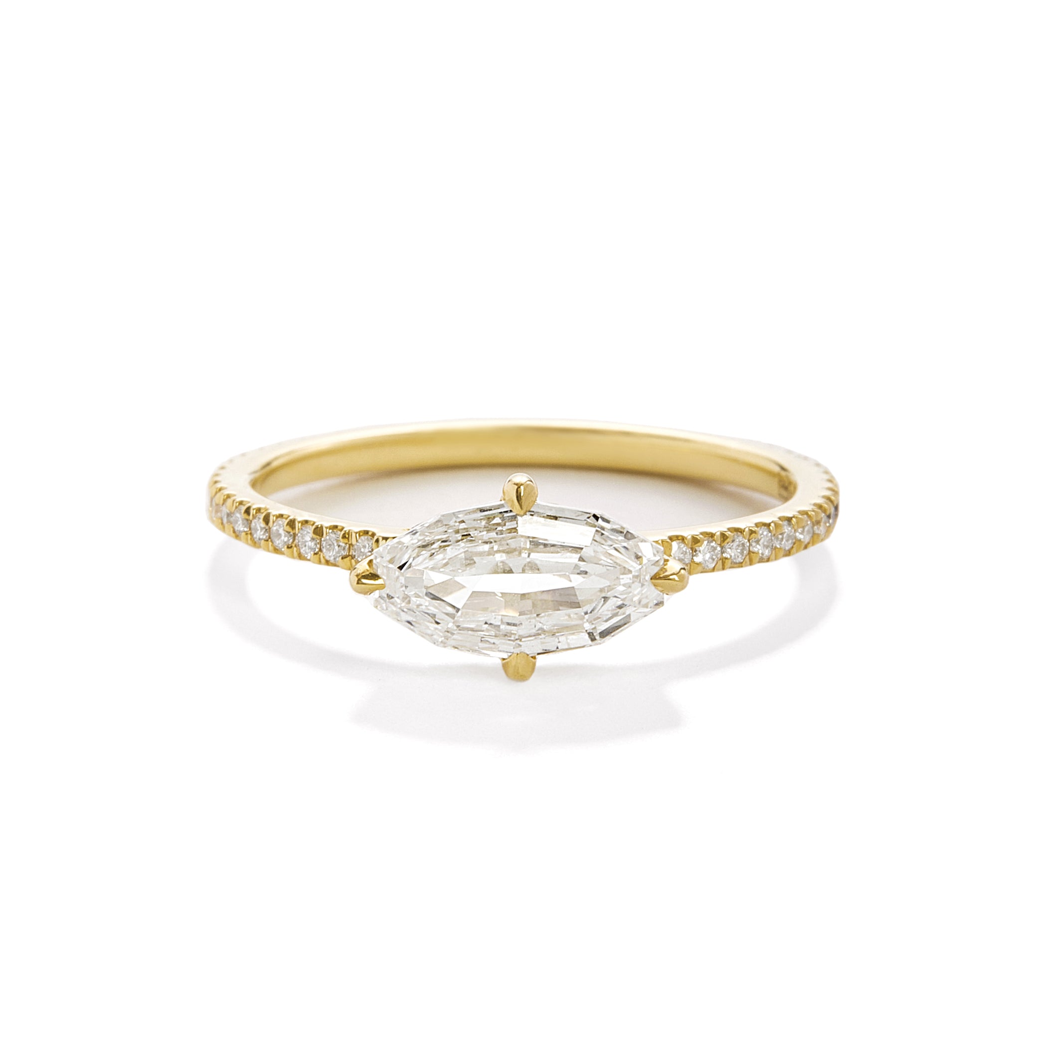 The East West Oval Compass in Yellow Gold